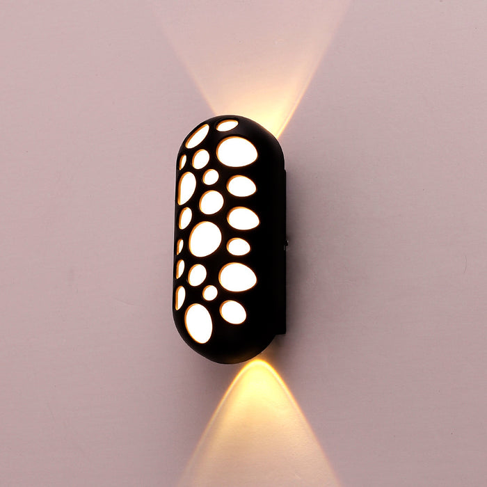 7W LED Outdoor Wall Light – IP54 Warm White