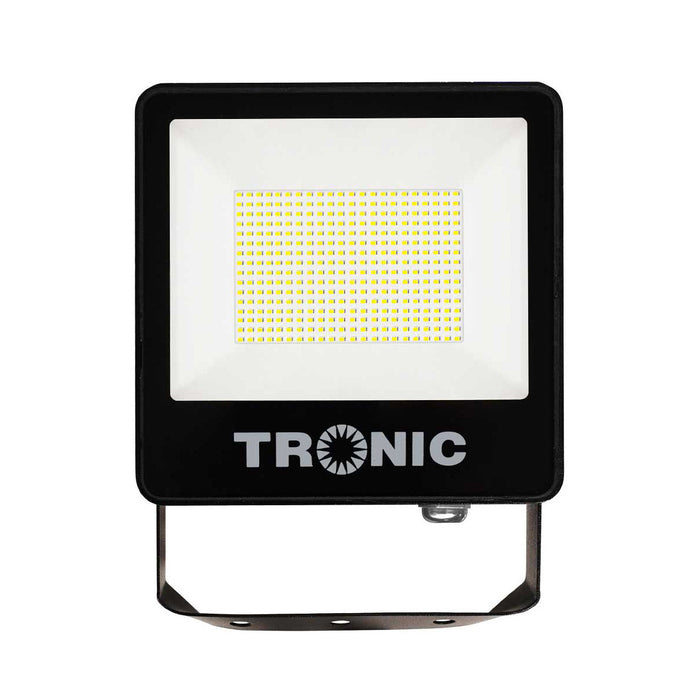 200W LED Flood Light – IP66 (Daylight)