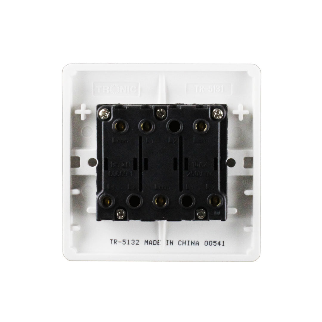 3 Gang 1 Way Switch Standard – Tronic Tanzania